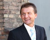 Vaškevičs izsaukts uz KNAB un beidzot kļūst par aizdomās turamo, jo melo