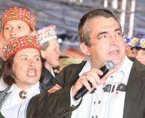 Gundaram Āboliņam - Ls 2000; Mārim Sirmajam 13 taukšķi - vai tas ir daudz?