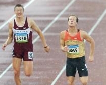 Desmitcīņnieks Karlivāns Olimpiādē ieņem 25.vietu, kas tiek vērtēta kā augsta