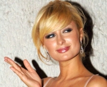 Parisa Hiltone ir dzīvs piemērs tam, ka blondīnes nav stulbas