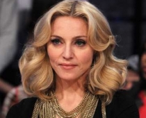 Madonna nopirkusi malāviešu meitenīti par $19,6 miljoniem