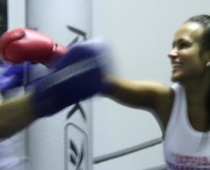 KURUSOVA mācījusies boksēties (eksluzīviFOTO)